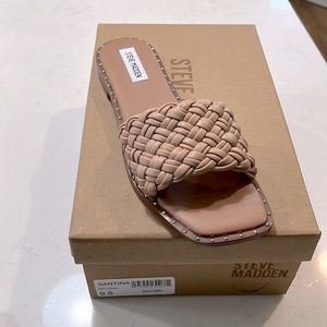 Brand New Steve Madden Santina 9.5 Natural Slide Sandals